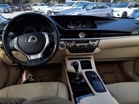 Used 2015 Lexus ES 350 image 17