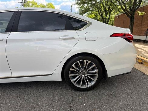 Used 2016 Hyundai Genesis 3.8 w/ Option Group 02 RWD image 5