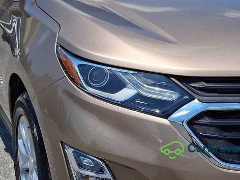 Used 2019 Chevrolet Equinox LT FWD image 9