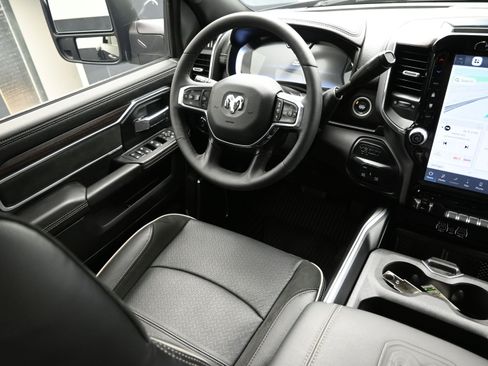 Used 2025 RAM 3500 Laramie w/ Night Edition image 24