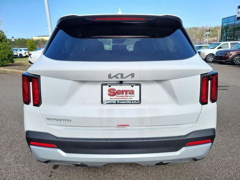 New 2026 Kia Sorento LX image 24