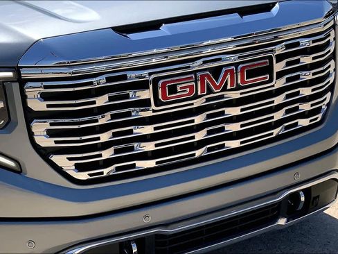 Used 2024 GMC Sierra 1500 Denali image 29