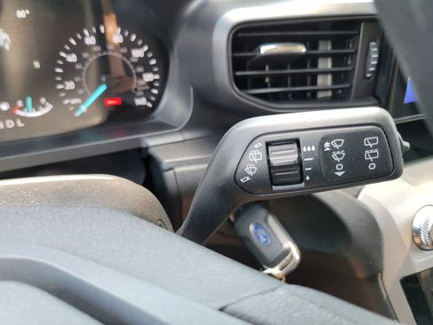 Used 2023 Ford Explorer 4WD image 28