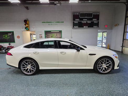 Used 2022 Mercedes-Benz AMG GT 43 image 5