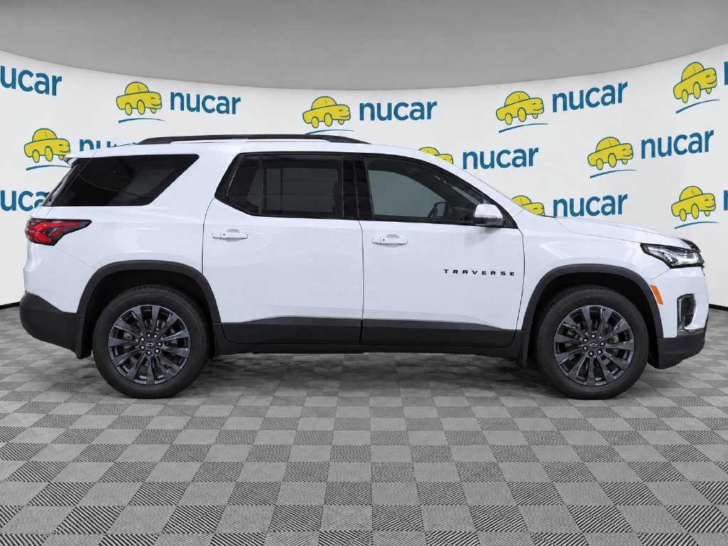 Used 2023 Chevrolet Traverse RS w/ LPO, Floor Liner Package AWD/4WD image 8