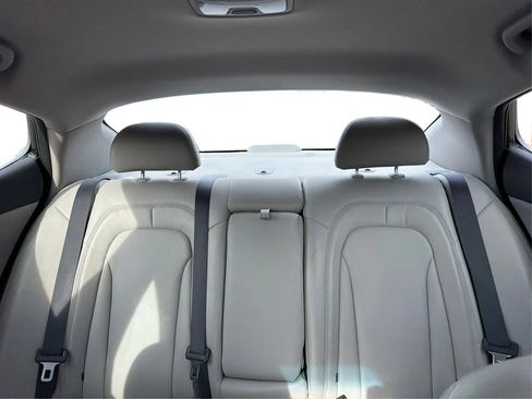 Used 2011 Kia Optima LX w/ Convenience Pkg image 18