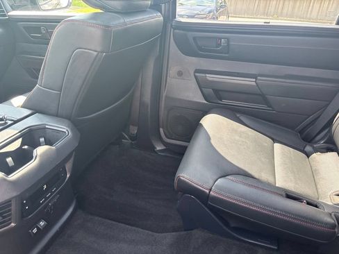 Used 2025 Toyota Sequoia TRD Pro AWD/4WD image 21