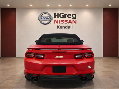 Used 2020 Chevrolet Camaro LT RWD image 6