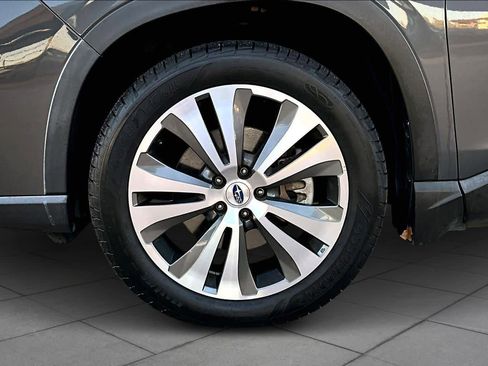 Used 2019 Subaru Ascent Limited w/ Popular Package #3 image 10