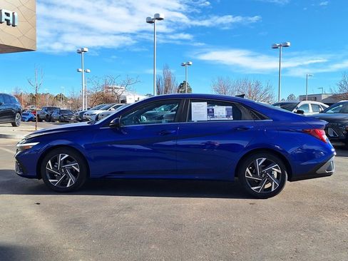 New 2025 Hyundai Elantra SEL image 6