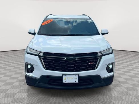 Used 2023 Chevrolet Traverse RS AWD/4WD image 2