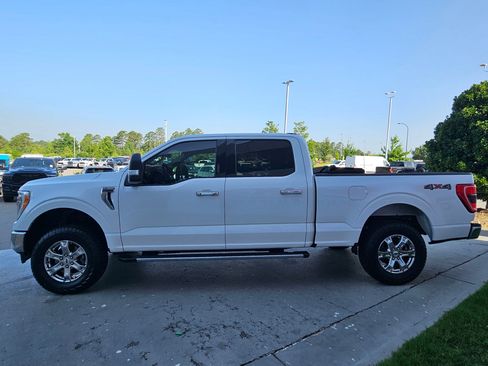 Used 2021 Ford F150 XLT w/ Equipment Group 302A High AWD/4WD image 4