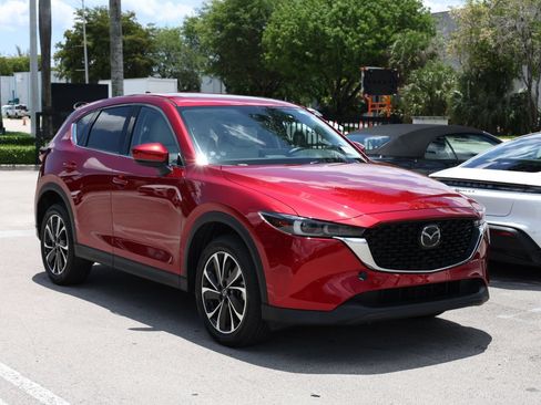 Used 2023 MAZDA CX-5 AWD 2.5 S w/ Premium Package image 2