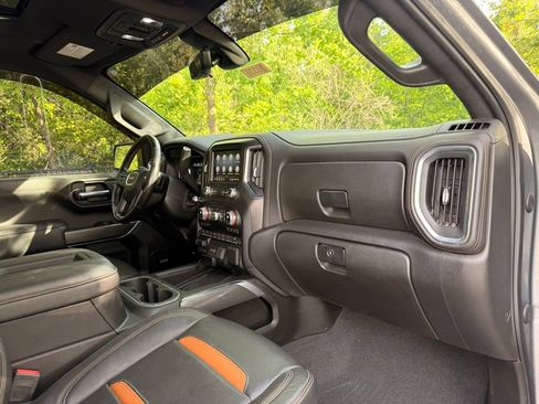 Used 2020 GMC Sierra 1500 AT4 w/ AT4 Premium Package AWD/4WD image 36
