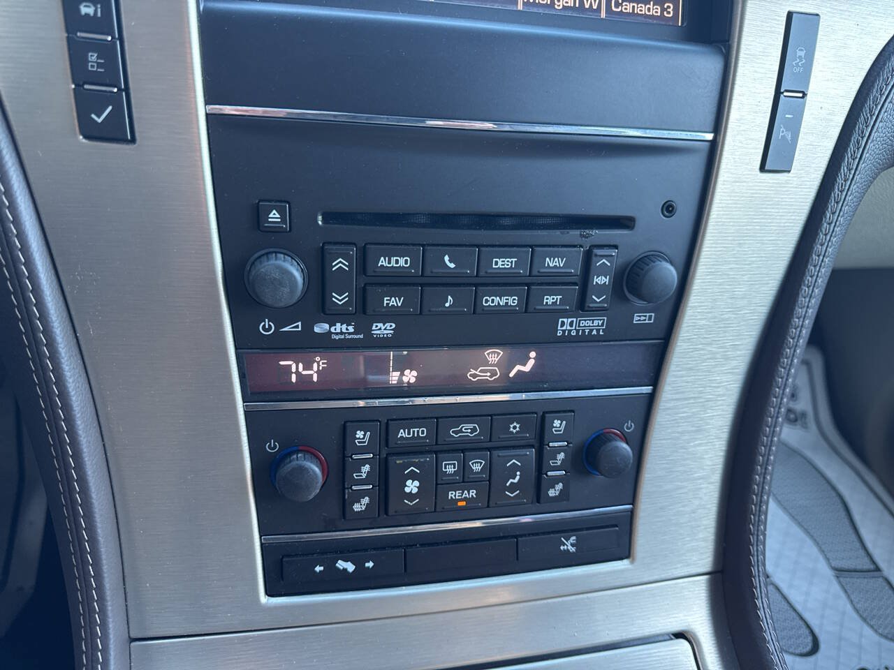 Used 2013 Cadillac Escalade Platinum AWD/4WD image 35