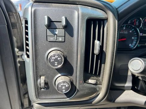 Used 2016 Chevrolet Silverado 1500 LTZ Z71 w/ LTZ Plus Package AWD/4WD image 18