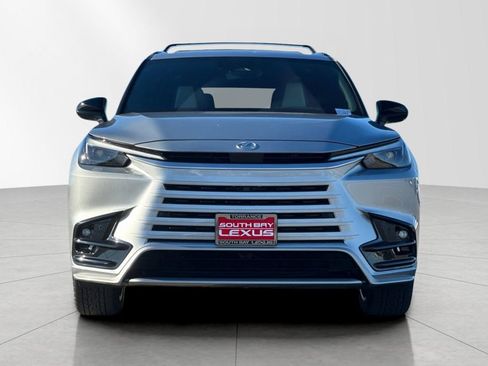 Used 2024 Lexus TX 500h AWD image 9