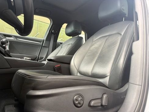 Used 2020 Audi A3 2.0T Premium Plus w/ Premium Plus Package FWD image 5