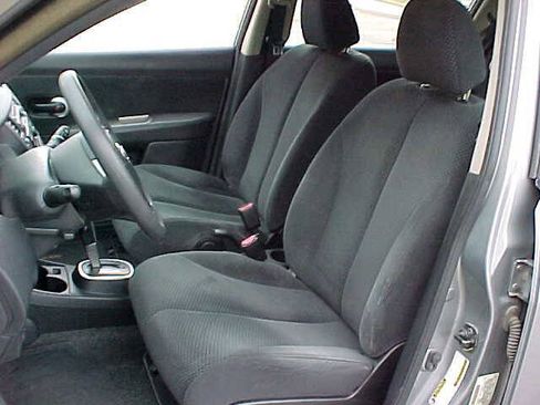 Used 2011 Nissan Versa 1.8 S w/ Plus Pkg FWD image 13