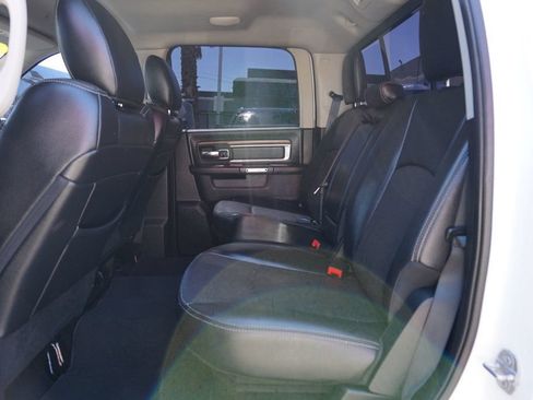 Used 2017 RAM 1500 Laramie AWD/4WD image 19