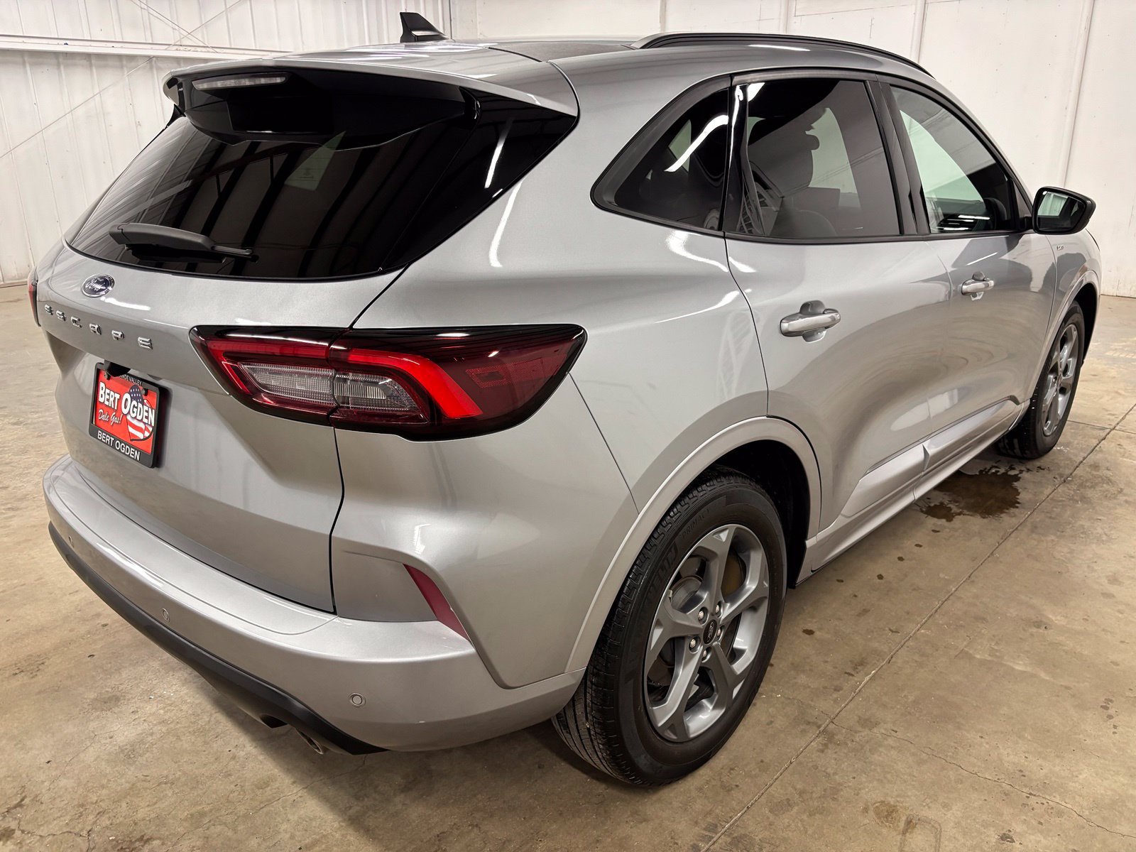 Used 2024 Ford Escape ST-Line w/ Tech Pack #1 FWD image 6