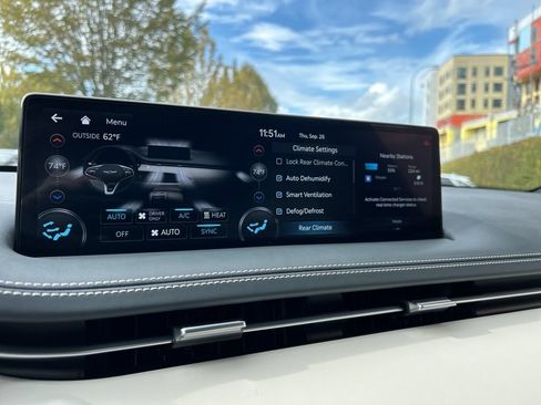 Certified 2025 Genesis Electrified GV70 w/ Prestige Package AWD/4WD image 26