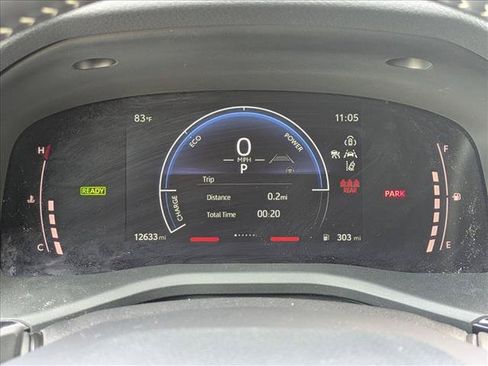 Used 2025 Toyota Camry SE w/ Convenience Package AWD/4WD image 11