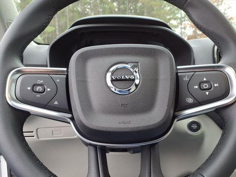 New 2026 Volvo XC40 B5 Plus w/ Protection Package Premier image 28