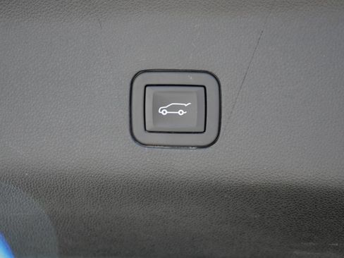 Used 2023 GMC Yukon XL Denali w/ Denali Reserve Package AWD/4WD image 20