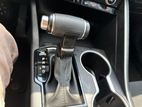 Used 2022 Kia K5 LX FWD image 33