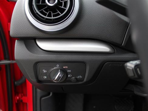 Used 2017 Audi A3 e-tron Premium w/ Sport Package FWD image 18