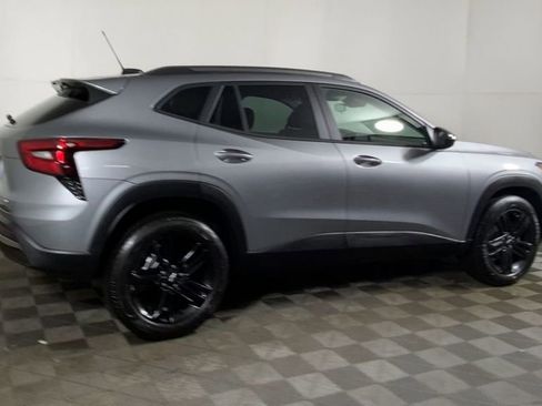 New 2026 Chevrolet Trax ACTIV w/ Sunroof Package image 9