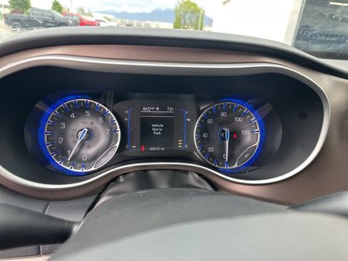 Used 2023 Chrysler Voyager LX FWD image 19