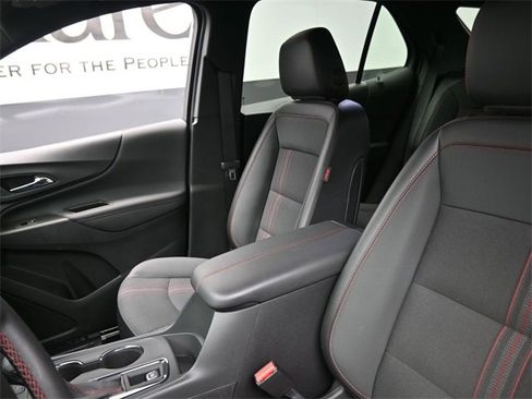 Used 2024 Chevrolet Equinox RS image 16