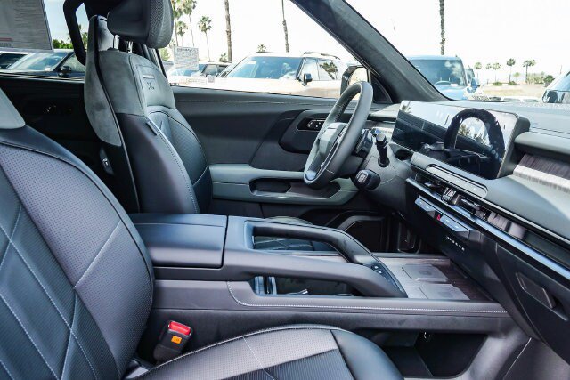 Used 2027 Kia Telluride X-Line SX Prestige AWD/4WD image 10