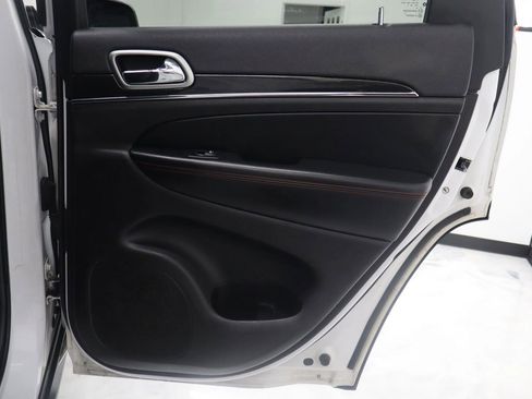 Used 2018 Jeep Grand Cherokee Trailhawk image 13