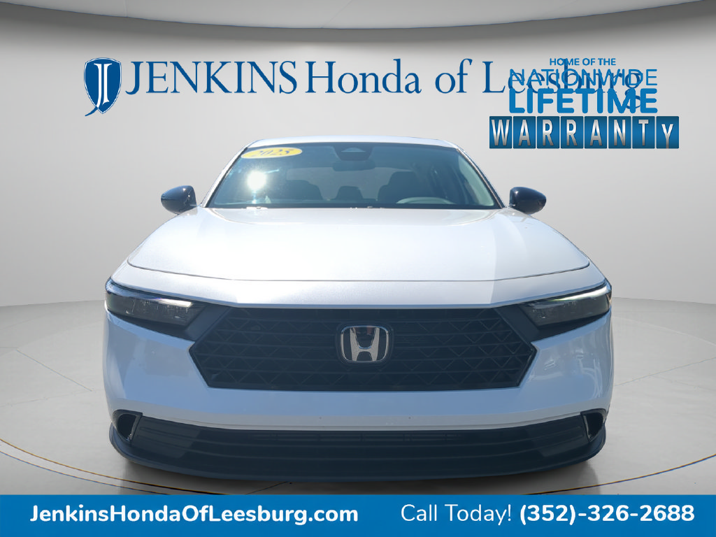 Used 2025 Honda Accord SE image 9
