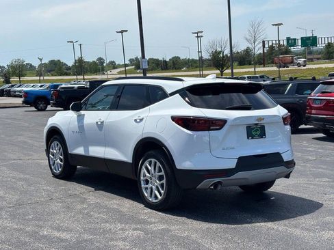 Certified 2024 Chevrolet Blazer LT w/ Convenience Package FWD image 3