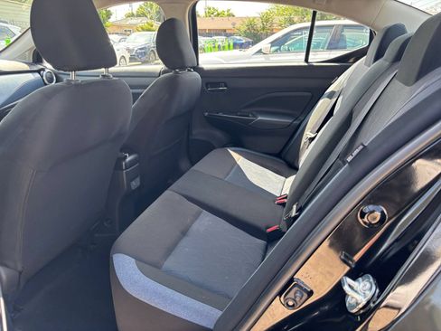Used 2025 Nissan Versa SV FWD image 24