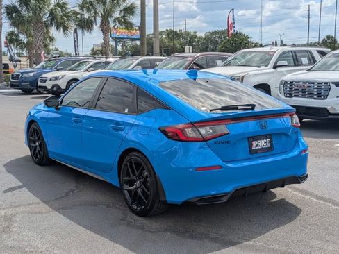 Used 2024 Honda Civic Sport image 8