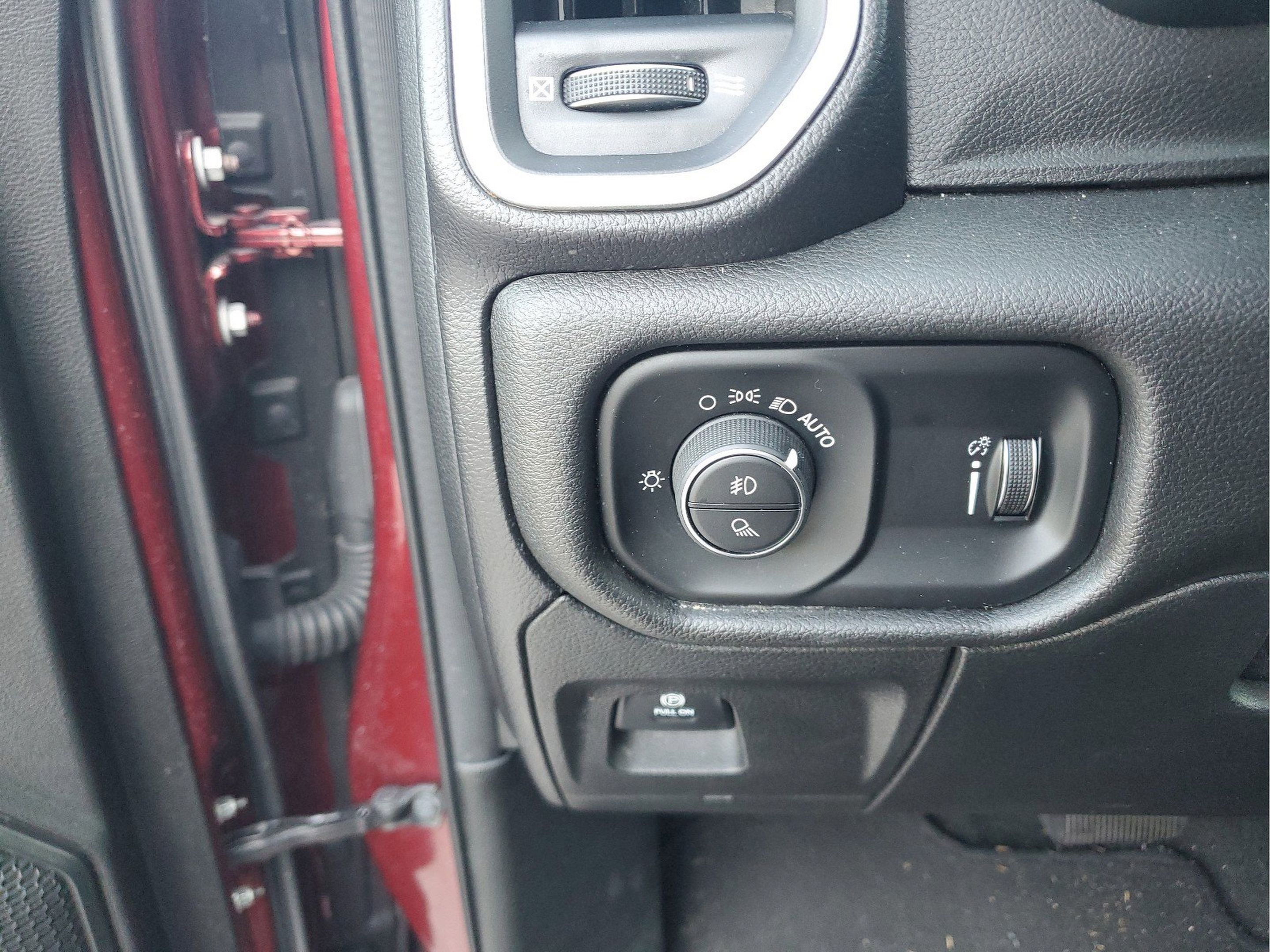 Used 2020 RAM 1500 Big Horn AWD/4WD image 45