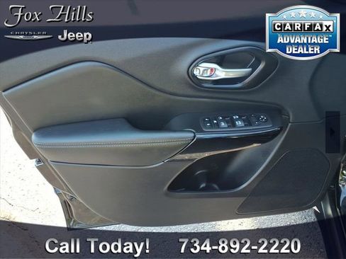 Certified 2023 Jeep Cherokee Altitude Lux image 14