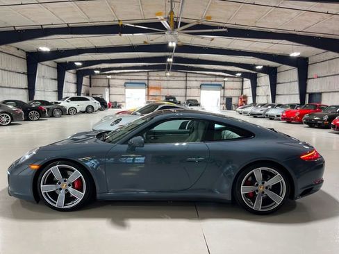 Used 2017 Porsche 911 Carrera 4S image 54