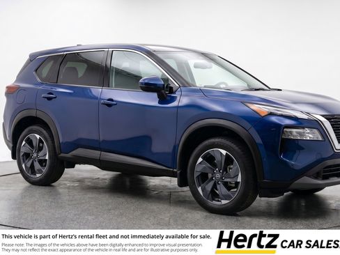 Used 2025 Nissan Rogue SV FWD image 1