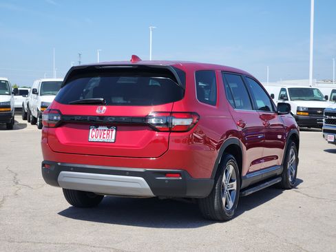 Used 2025 Honda Pilot EX-L image 7