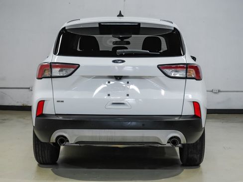 Used 2021 Ford Escape SE FWD image 11