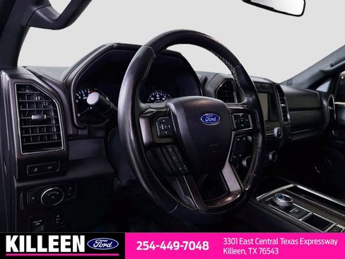 Used 2021 Ford Expedition Limited RWD image 11