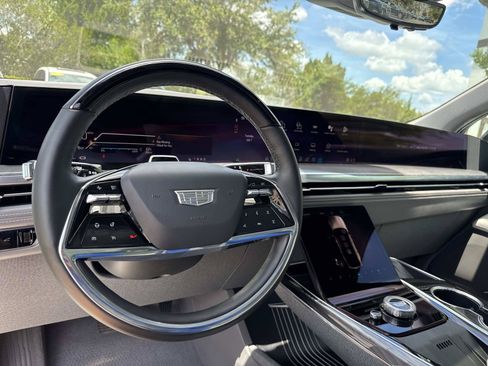 Used 2026 Cadillac Escalade IQ Sport 1 AWD/4WD image 16
