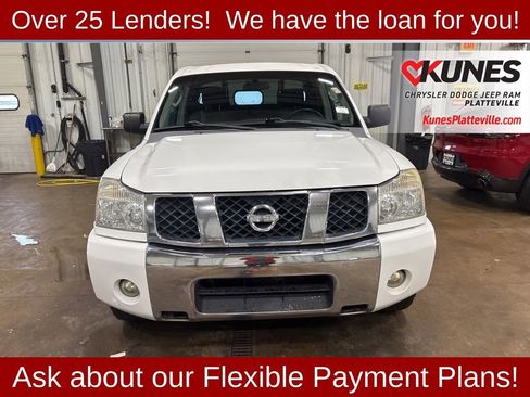 Used 2006 Nissan Titan SE image 3