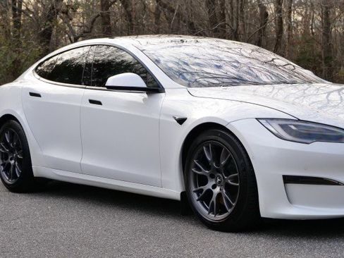 Used 2021 Tesla Model S Plaid image 47
